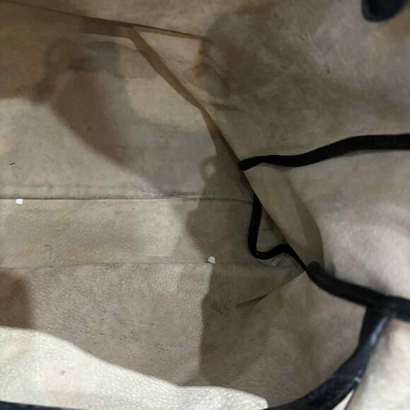 Prada Vintage Vitello Daino Leather Tote Bag - Picture 16 of 16